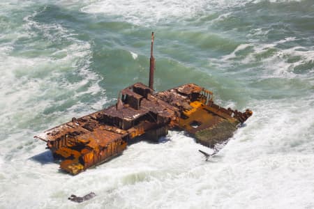 Aerial Image of SYGNA WRECK, STOCKTON BEACH