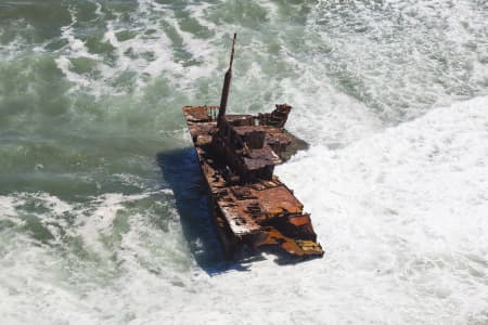 Aerial Image of SYGNA WRECK, STOCKTON BEACH