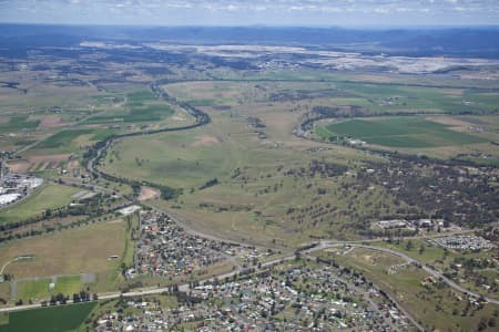 Aerial Image of SINGLETON