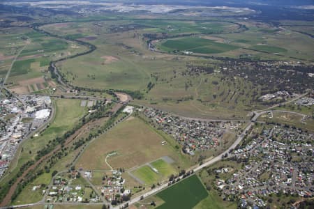 Aerial Image of SINGLETON