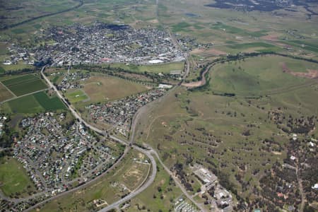 Aerial Image of SINGLETON