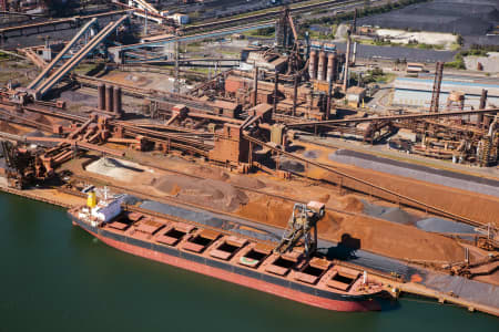 Aerial Image of PORT KEMBLA