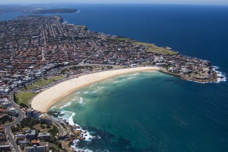 Aerial Image of BONDI BEACH BATHERS
