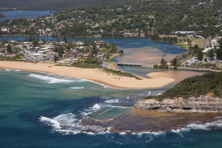 Aerial Image of NARRABEEN