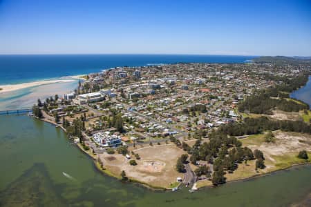 Aerial Image of THE ENTRANCE
