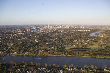 Aerial Image of CHELMER TO BRISBANE CBD