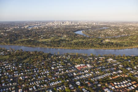 Aerial Image of CHELMER TO BRISBANE CBD