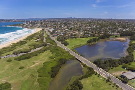 Aerial Image of CURL CURL