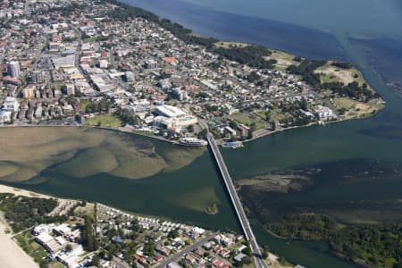 Aerial Image of THE ENTRANCE