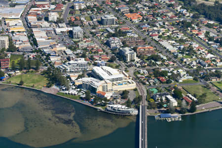 Aerial Image of THE ENTRANCE