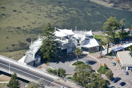 Aerial Image of THE ENTRANCE