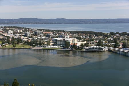 Aerial Image of THE ENTRANCE