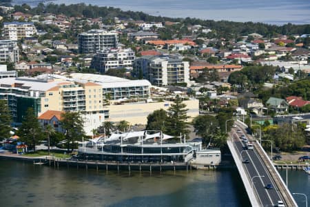 Aerial Image of THE ENTRANCE