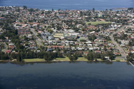 Aerial Image of THE ENTRANCE