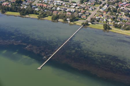 Aerial Image of THE ENTRANCE