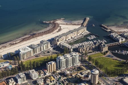 Aerial Image of GLENELG IN ADELAIDE