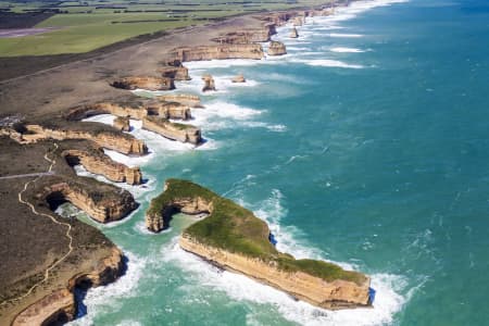 Aerial Image of MUTTON BIRD ISLAND