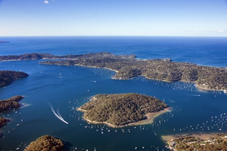 Aerial Image of SCOTLAND ISLAND