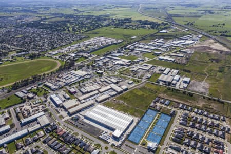 Aerial Image of PAKENHAM