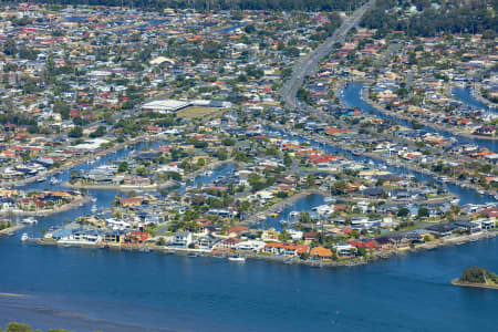 Aerial Image of PARADISE POINT