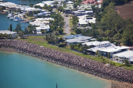 Aerial Image of CULLEN BAY