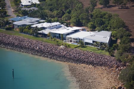 Aerial Image of CULLEN BAY