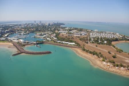 Aerial Image of CULLEN BAY