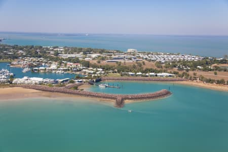 Aerial Image of CULLEN BAY