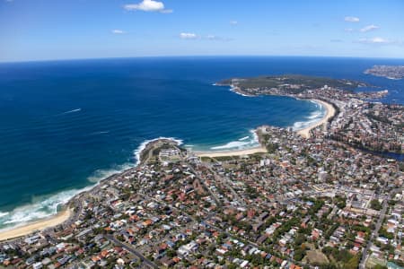 Aerial Image of CURL CURL