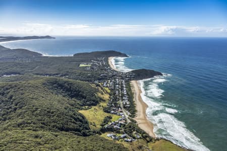 Aerial Image of BLUEYS BEACH