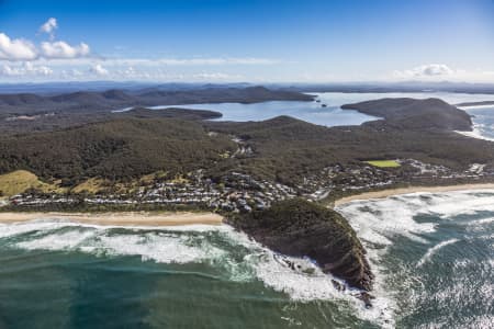 Aerial Image of BLUEYS BEACH