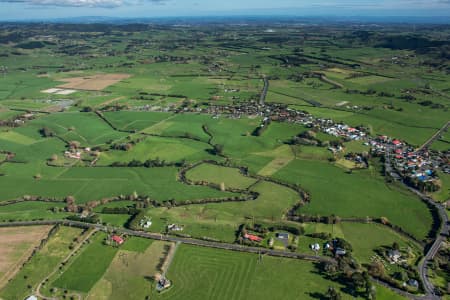 Aerial Image of CLEVEDON LOOKING SOUTH WEST