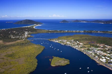 Aerial Image of TEA GARDENS