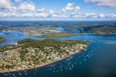 Aerial Image of SARATOGA