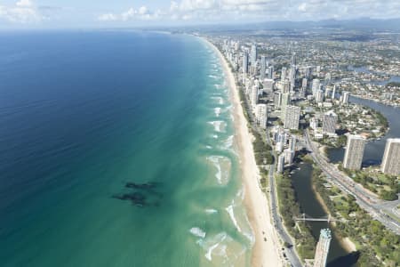 Aerial Image of MAIN BEACH QLD