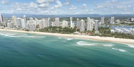 Aerial Image of MAIN BEACH QLD