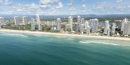 Aerial Image of MAIN BEACH QLD