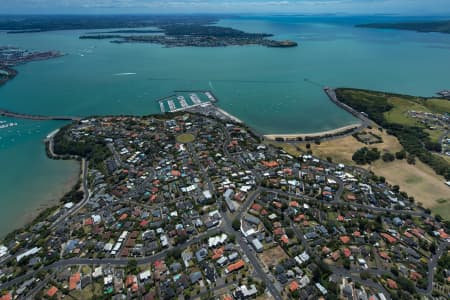 Aerial Image of ORAKEI LOOKING NORTH