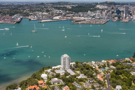 Aerial Image of STANLEY PT LOOKING SOUTH