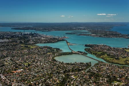 Aerial Image of ORAKEI LOOKING NORTH TO AUCKLAND CITY