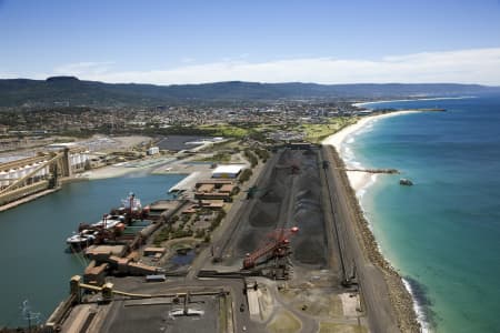 Aerial Image of PORT KEMBLA