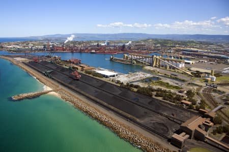 Aerial Image of PORT KEMBLA