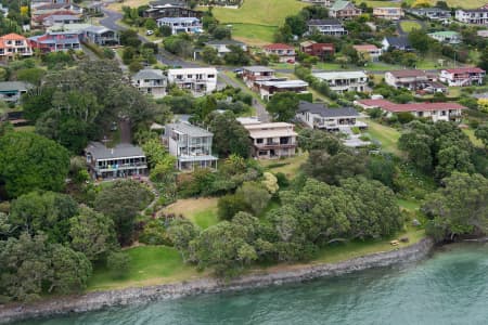 Aerial Image of ALGIES BAY CLOSE UP LOOKING WEST