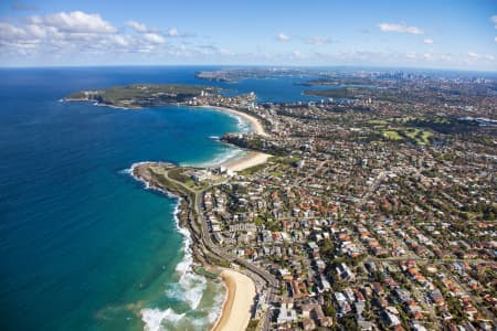 Aerial Image of CURL CURL