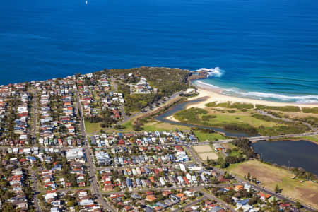 Aerial Image of CURL CURL