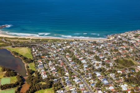 Aerial Image of CURL CURL
