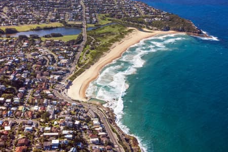 Aerial Image of CURL CURL