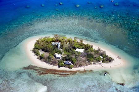 Aerial Image of LOW ISLES