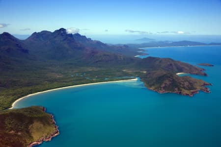 Aerial Image of HINCHINBROOK ISLAND