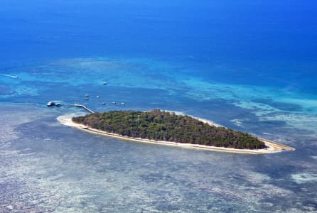 Aerial Image of GREEN ISLAND